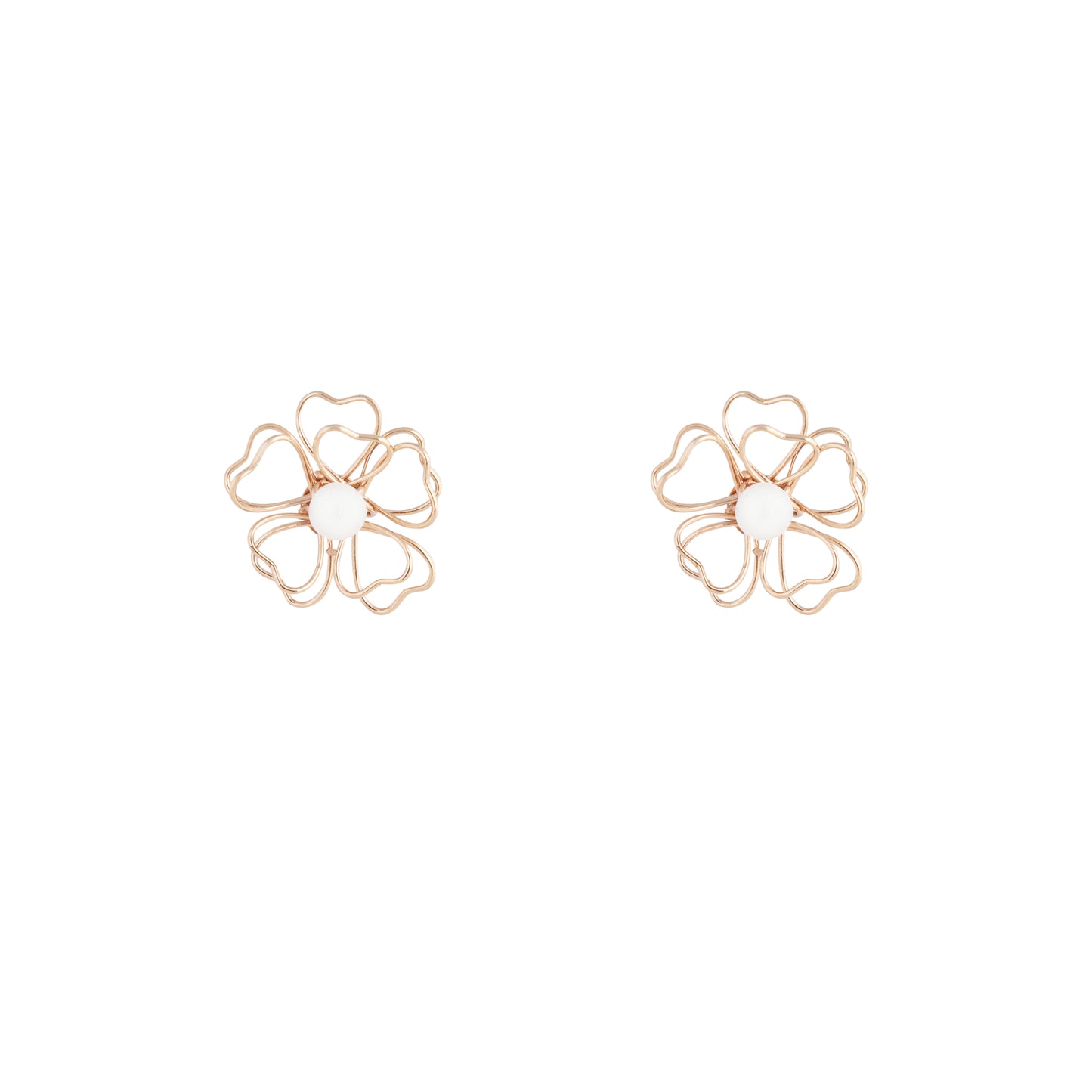 GOLD WIRE FLOWER STUD WITH CENTRAL PEARLIZED BEAD