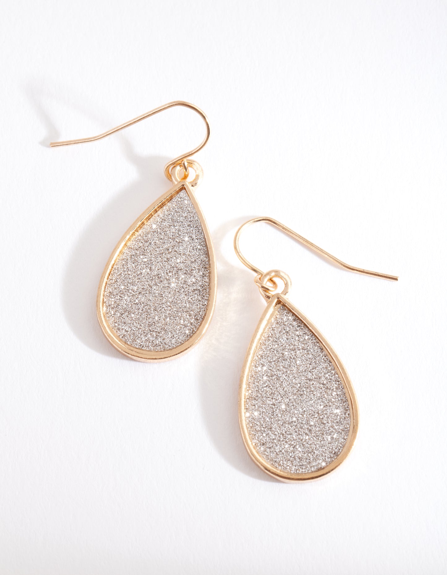 6fER SG GLITTER TEAR DRP ER
