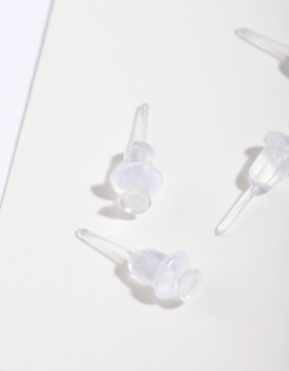 POSE PL SILICONE EARRINGS