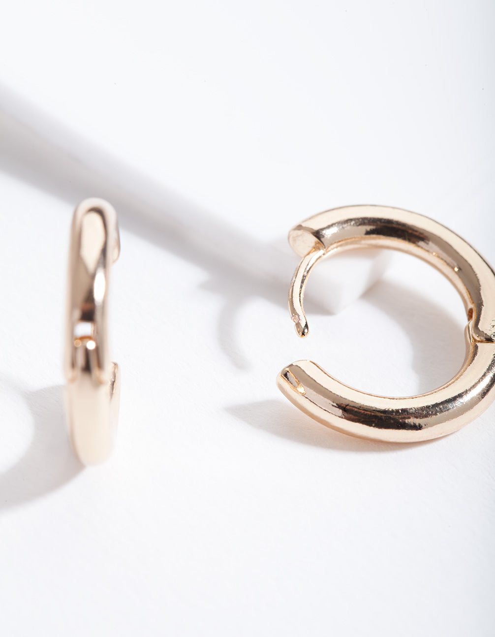 CER SG PLAIN&SIMPLE HOOP ER