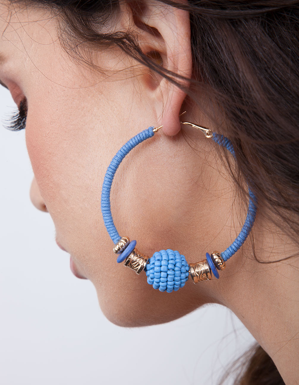BLUE BD SEED BEAD HOOP ER