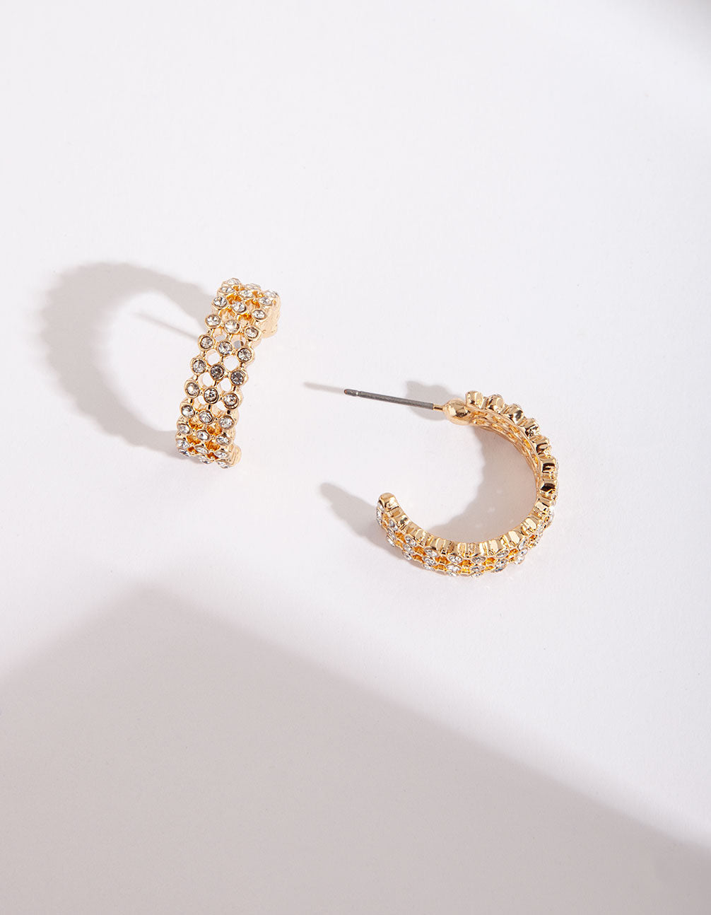 3CM GOLD TRIPLE ROW DIAMANTE ON RIGID CHAIN HOOP EARRING