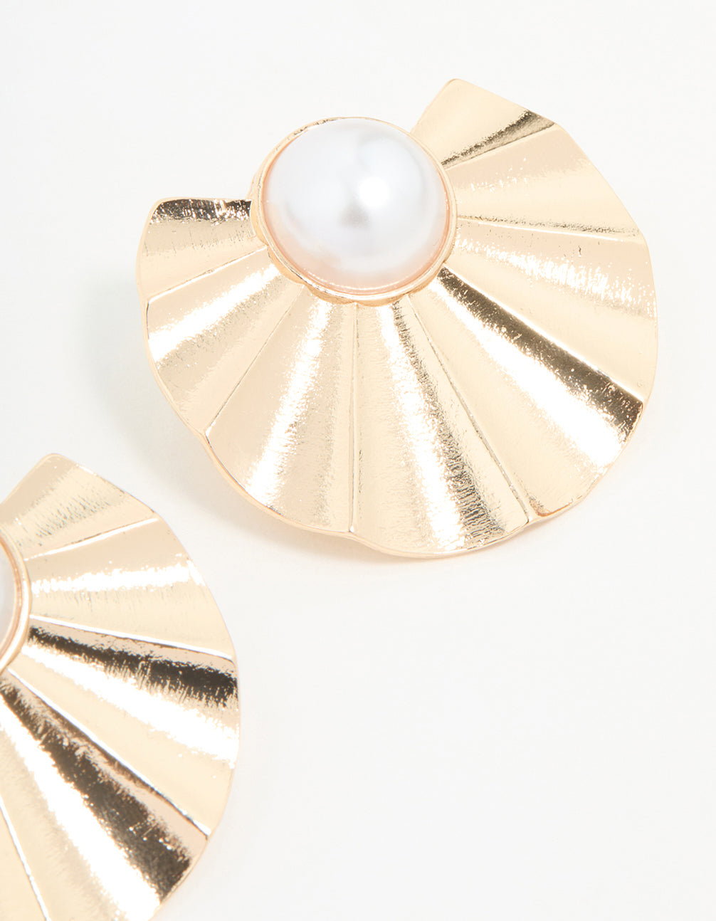 Gold Pearl Wavy Stud Earrings