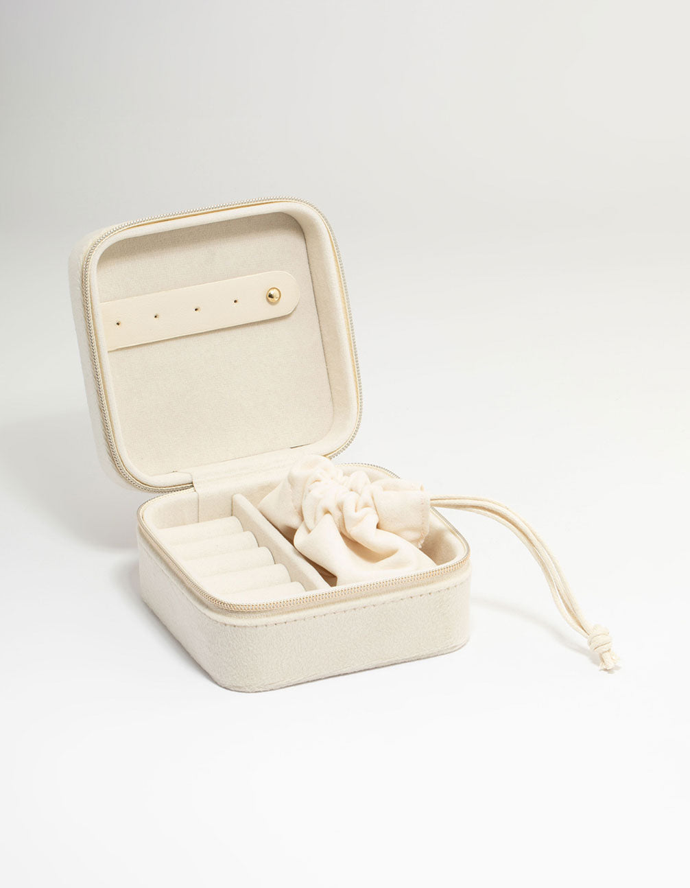Cream Suede Small Square Jewellery Case