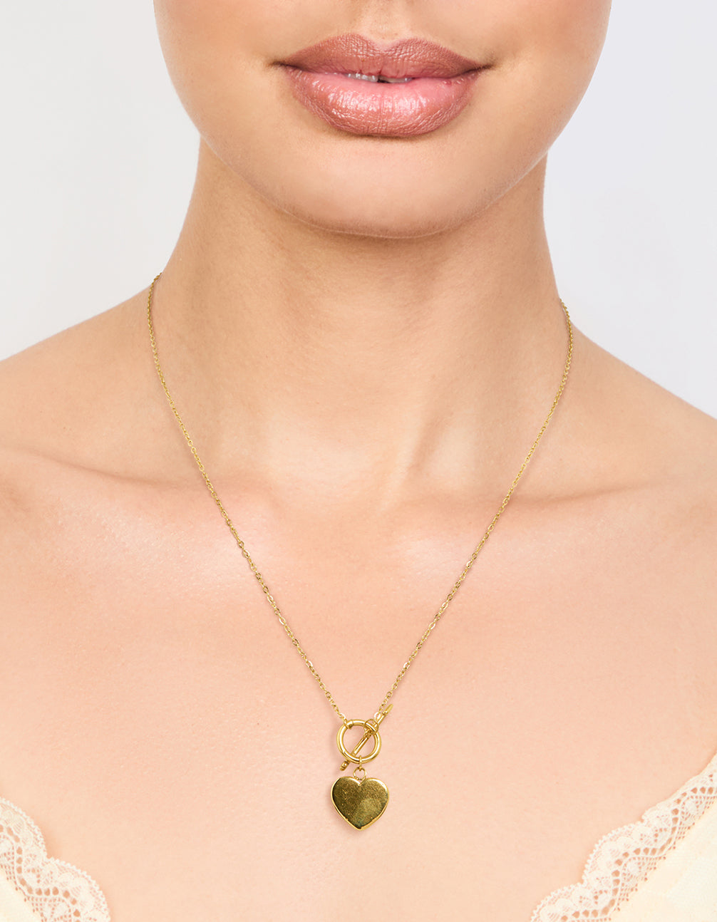 Waterproof Gold Plated Quilted Heart Pendant T & O Necklace