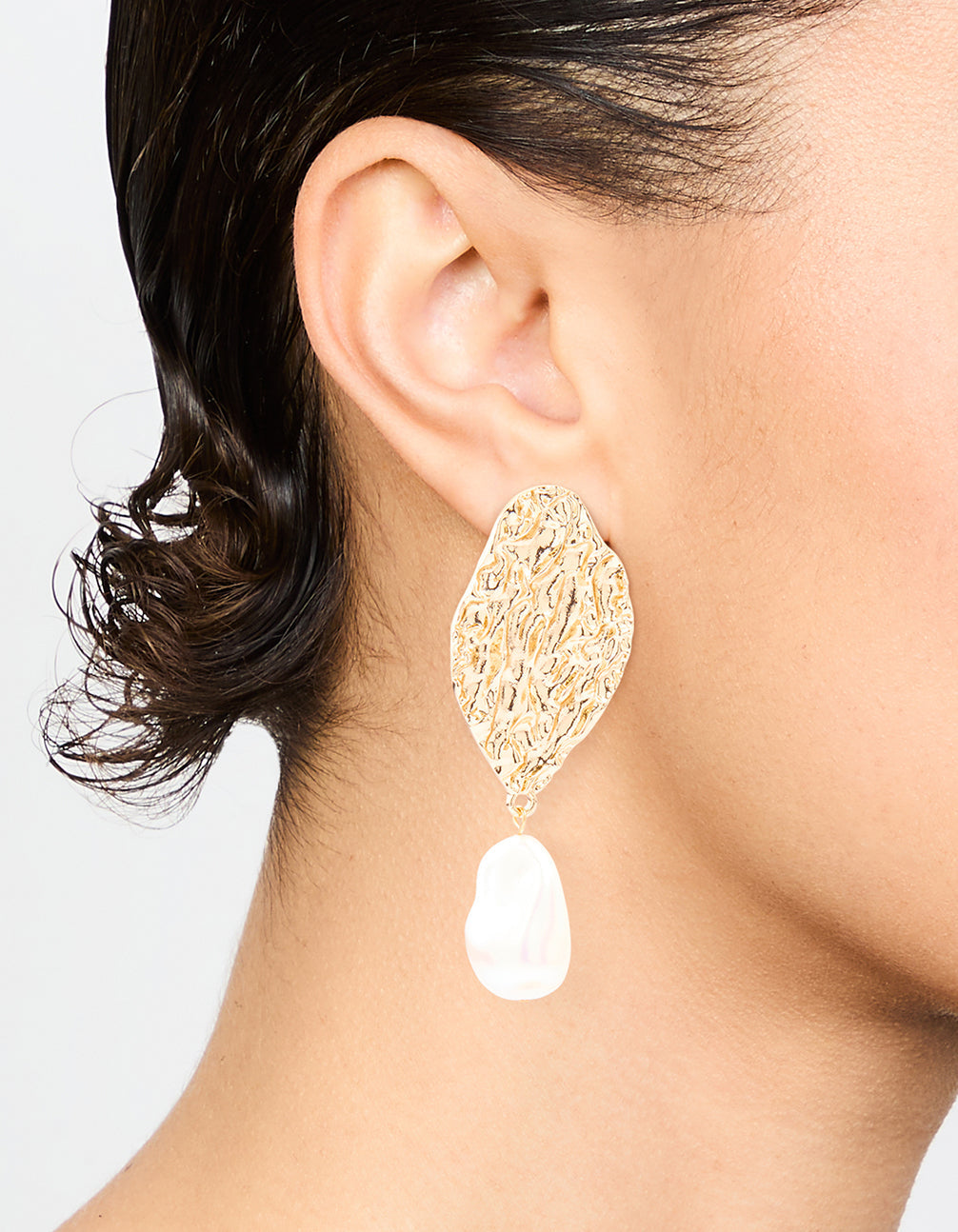 Gold Pearl Hammered Disc Drop Earrings