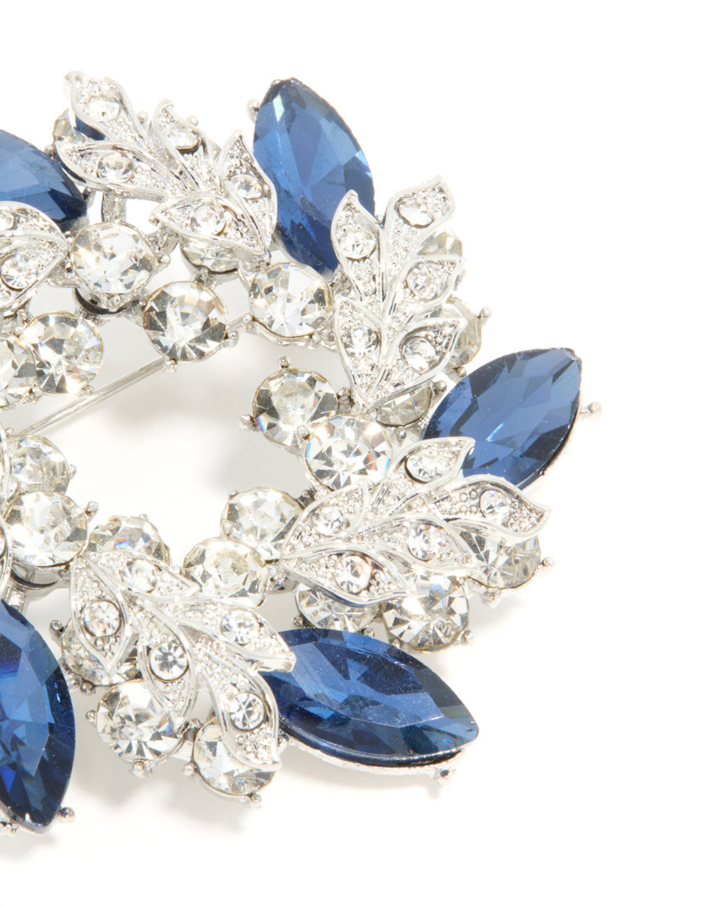 Silver Diamante Wreath Brooch