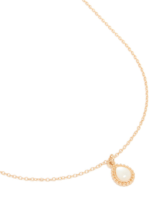 Gold Simple Teardrop Pendant Necklace