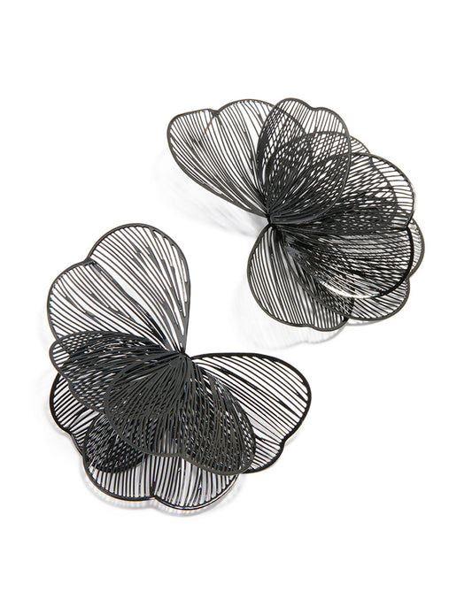Black Coated Metal Wire Petal Stud Earrings