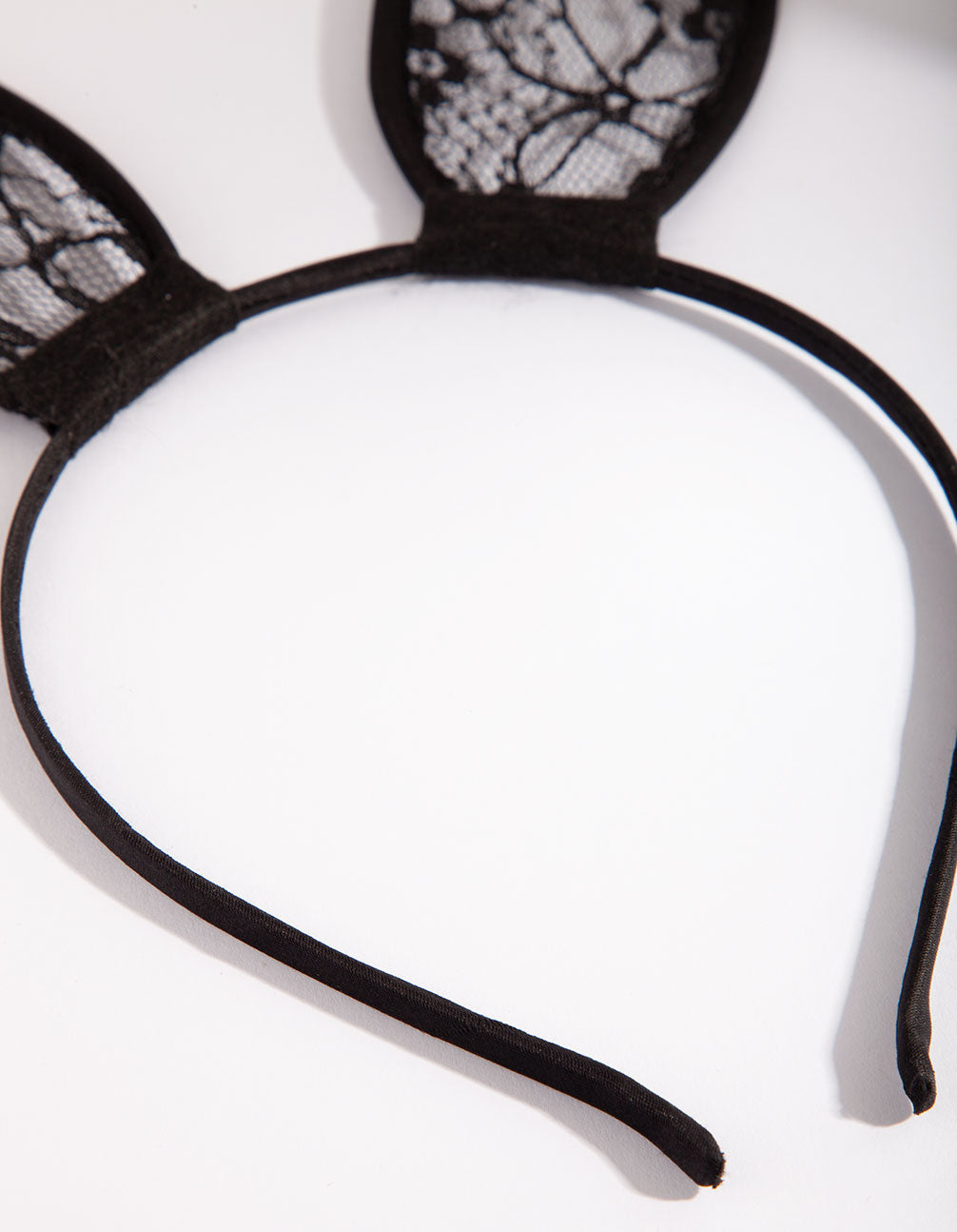 KCLAS  LACE BUNNY EARS HB