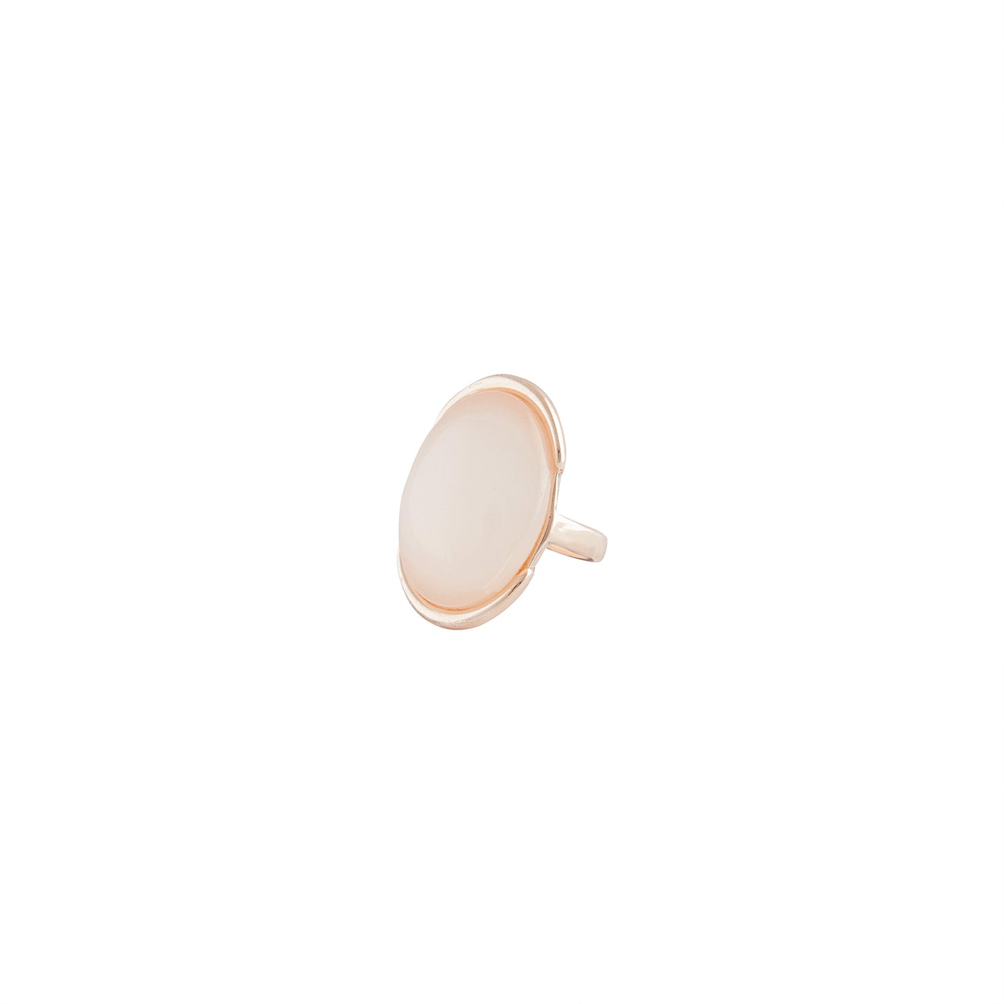 LIGHT PEACH OVAL STONE RING ON ROPSE GOLD BAND