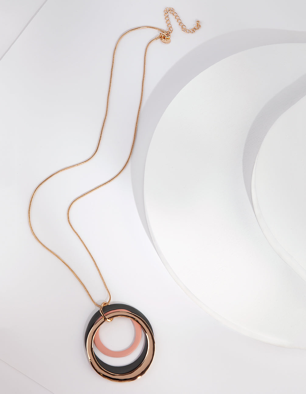 PALMS SG DBL CIRCLE PENDANT NL