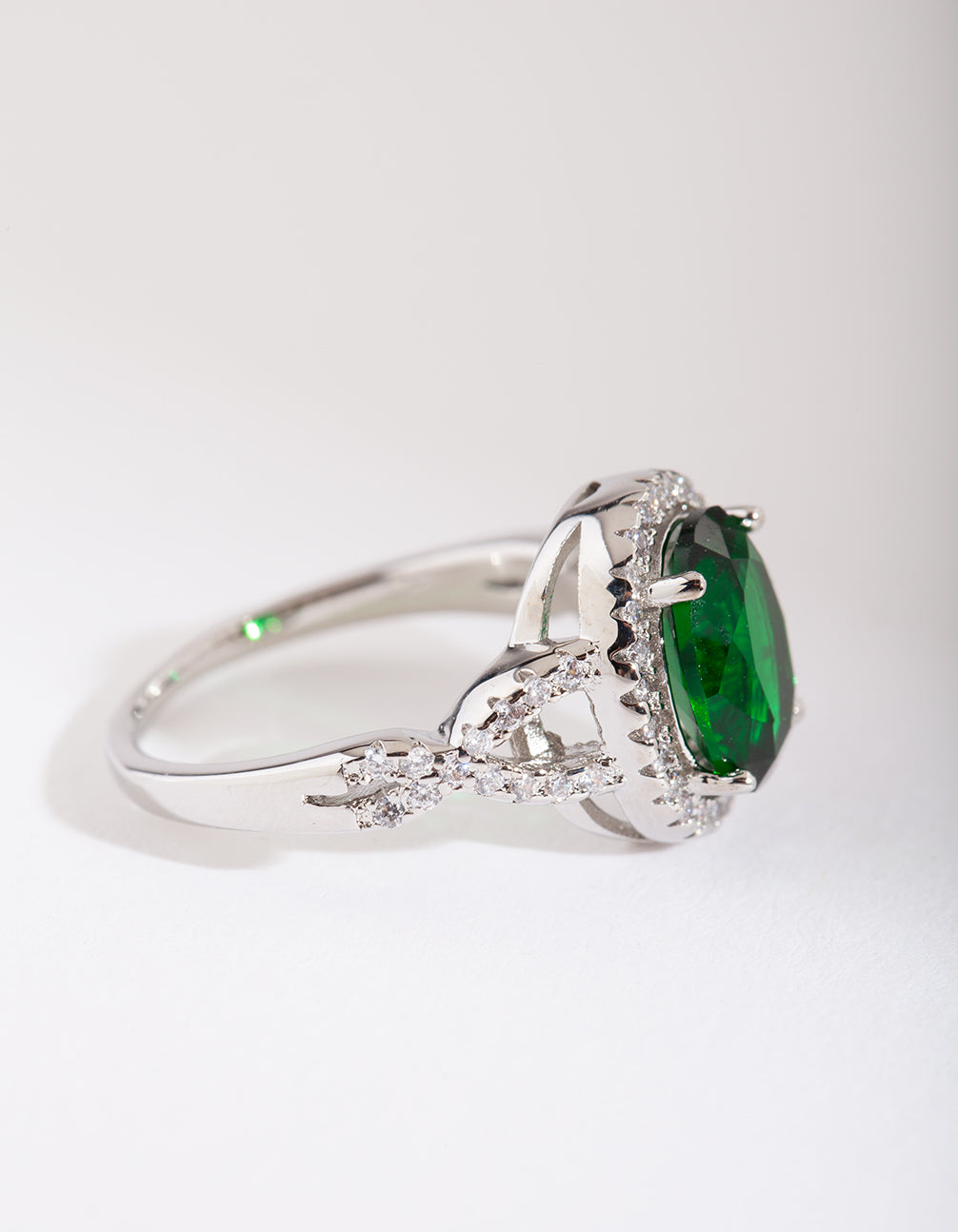 LOVL DS RH OVAL HALO PAVE RG