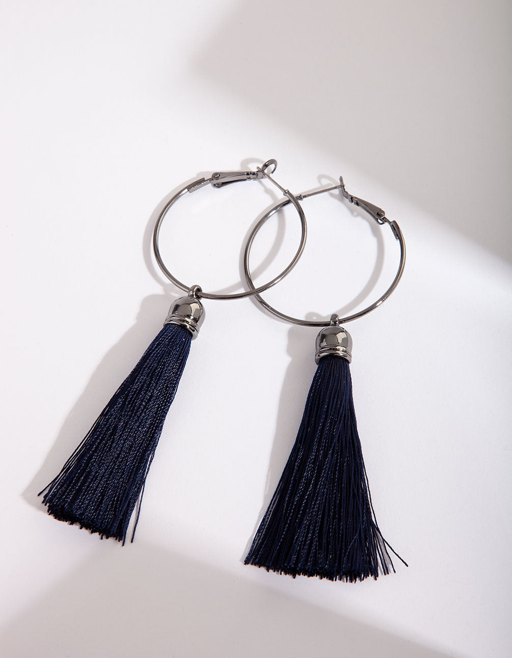 MIDN SG TASSEL HOOP