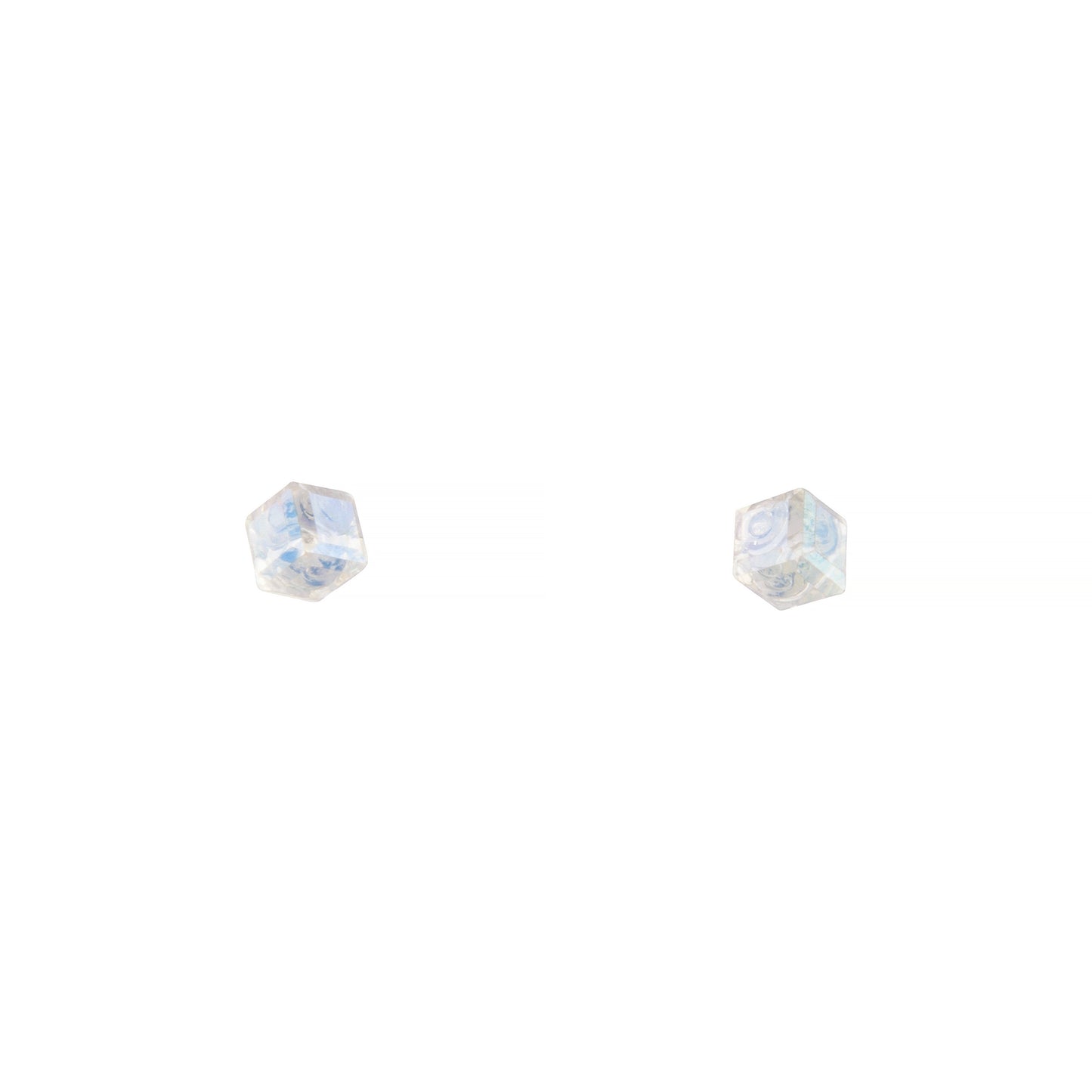 8STD CRYSTAL 3D CUBE STUD ER
