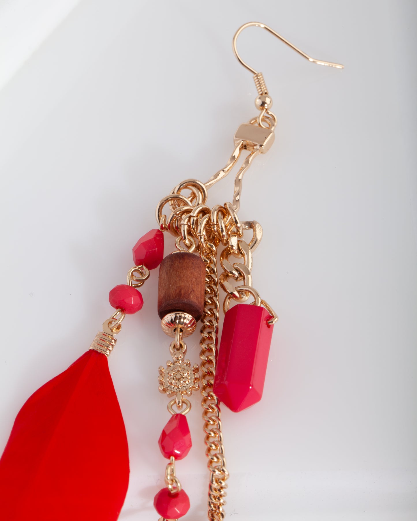 RED MX BEAD&FTHR CHAIN DP ER