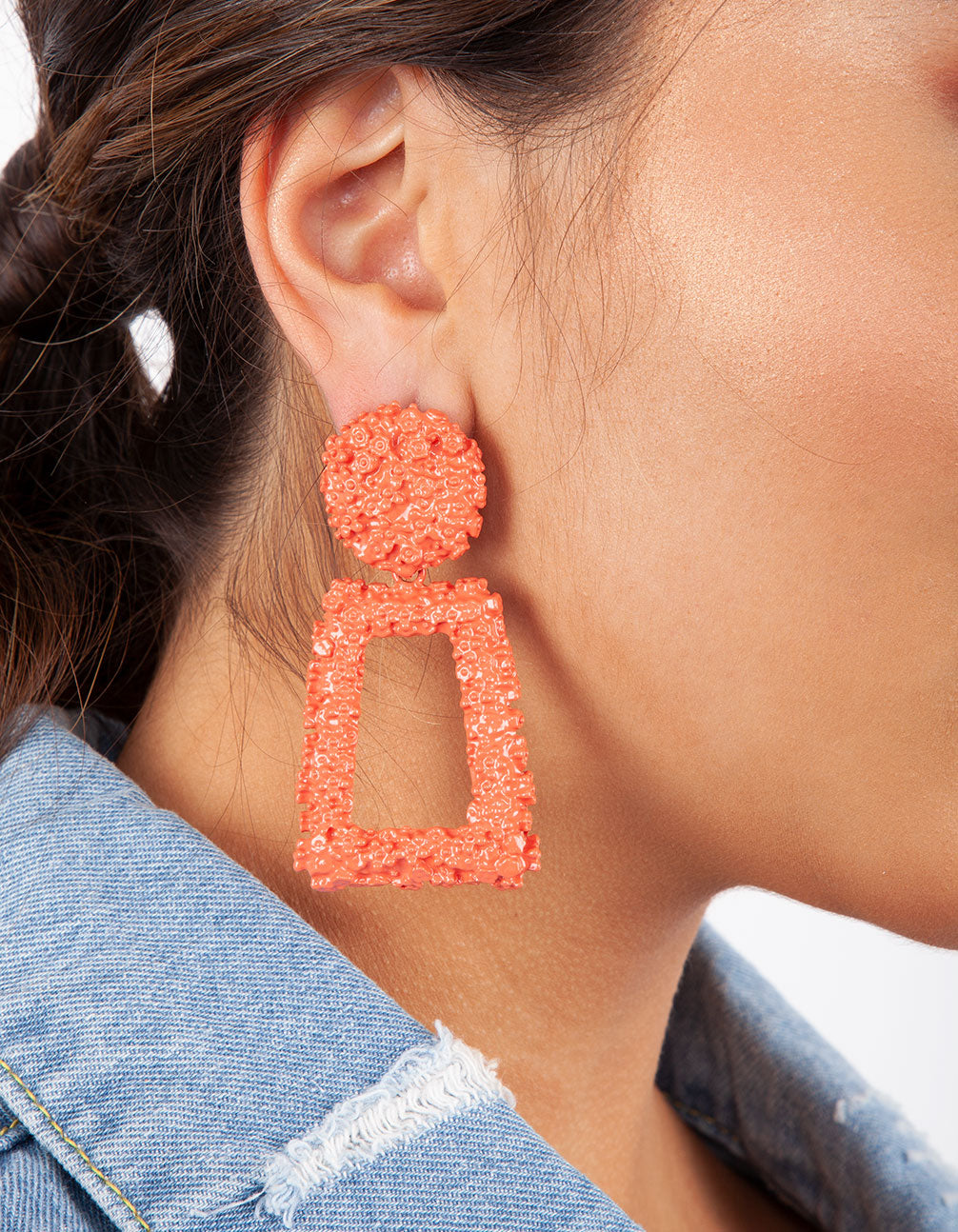 FGOLD CM TEXTURED GEO DR ER