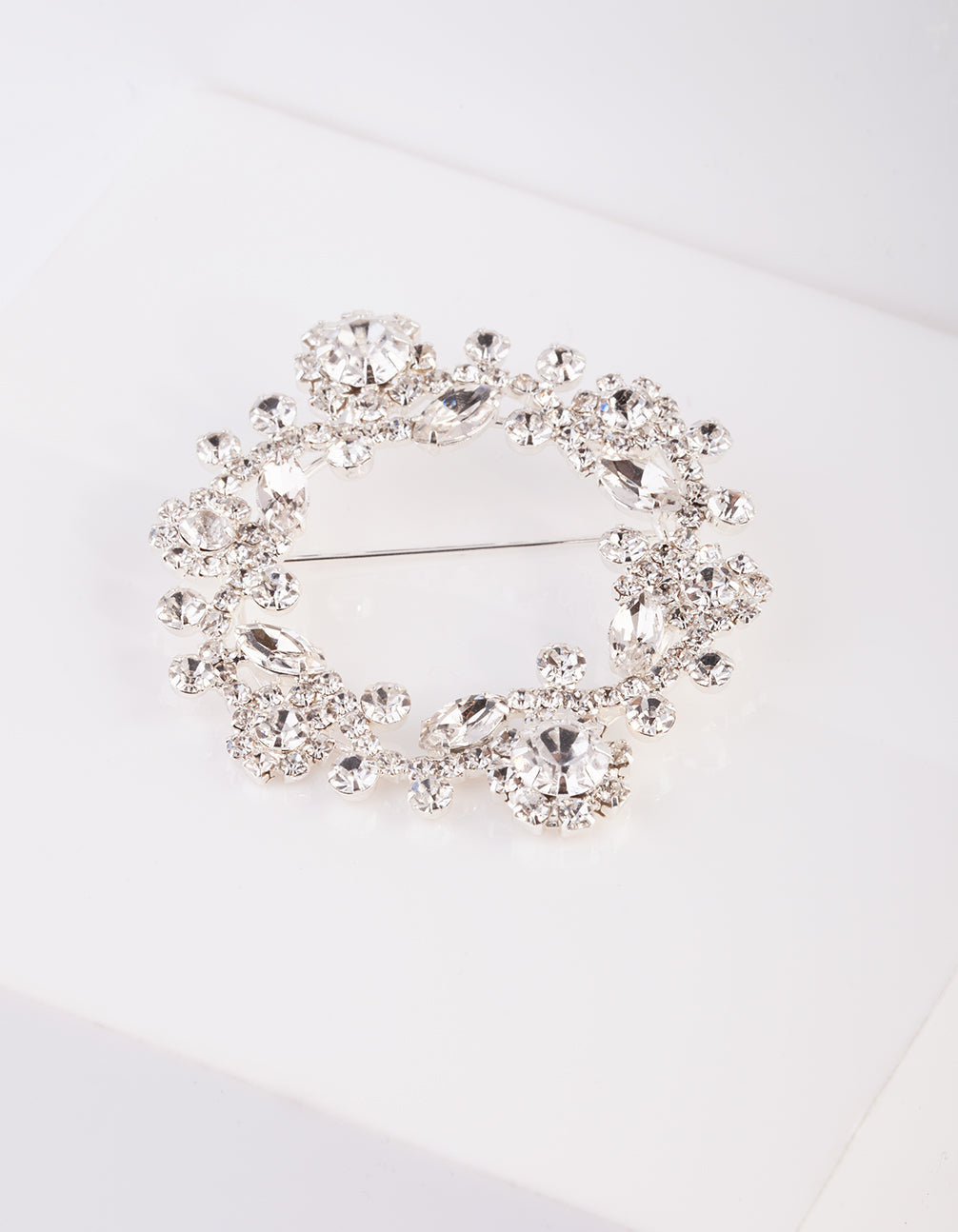 BDBL SS LAURL STN WRTH BROOCH