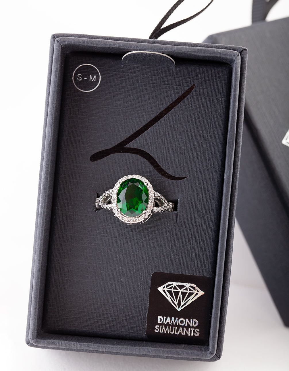 LOVL DS RH OVAL HALO PAVE RG