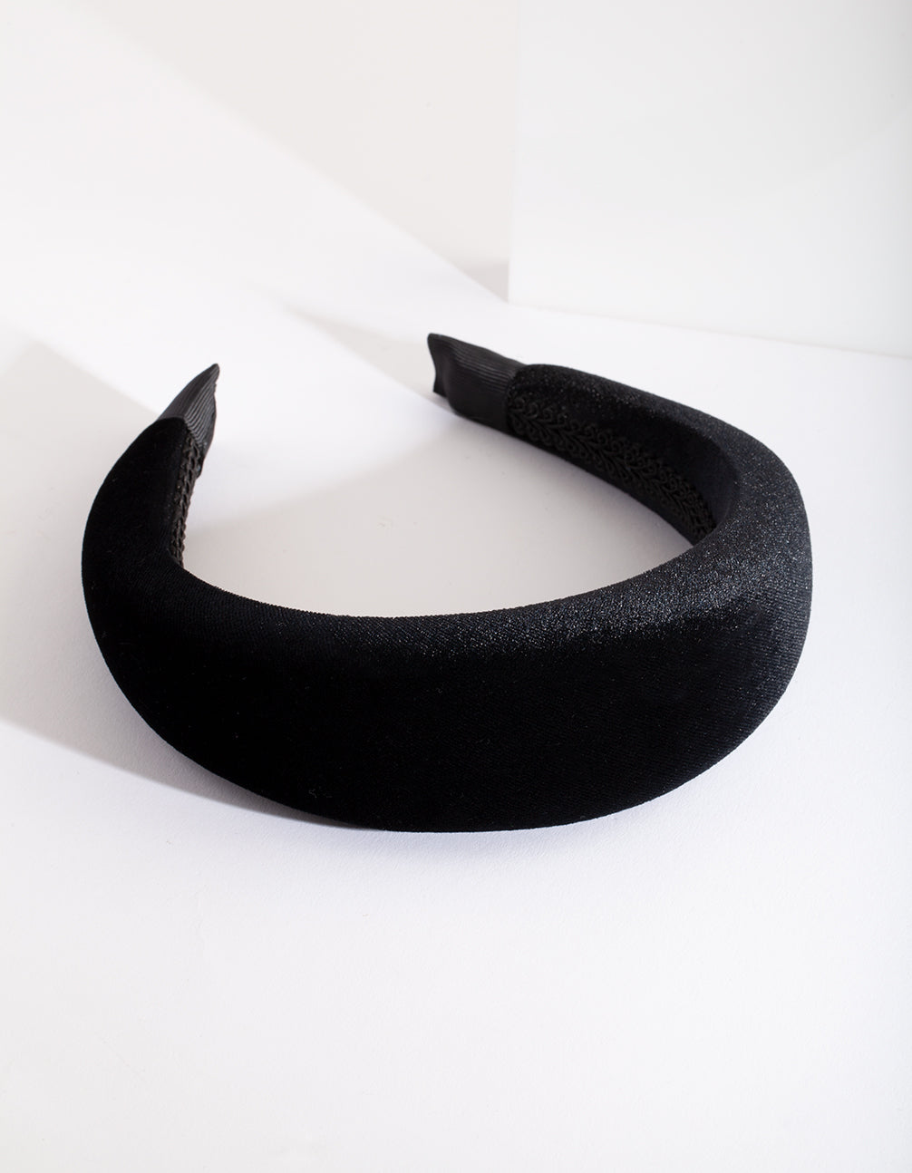 HESSN BLACK PADDED ALICEBAND