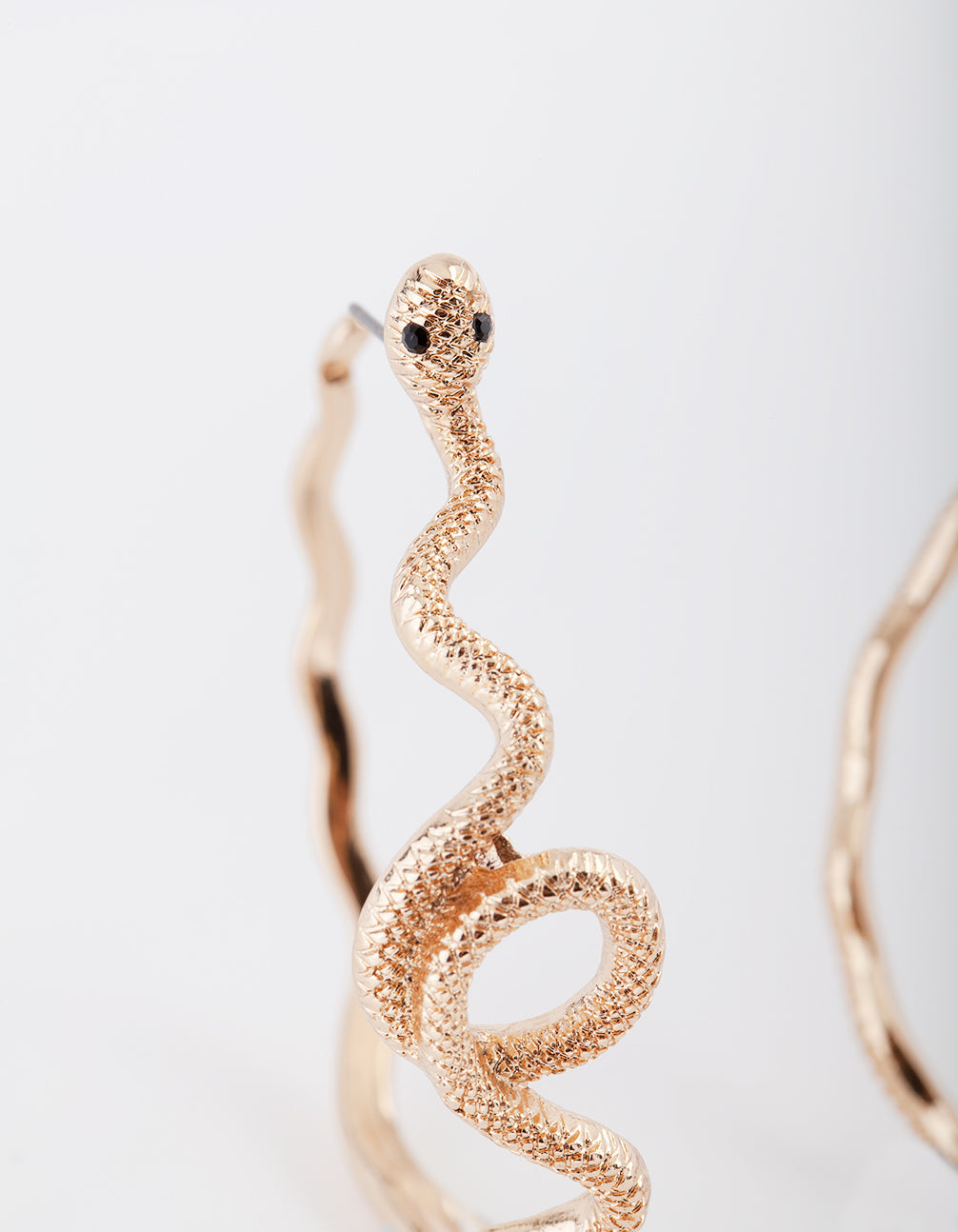 FGOLD SG TWSTED SNAKE HOOP ER