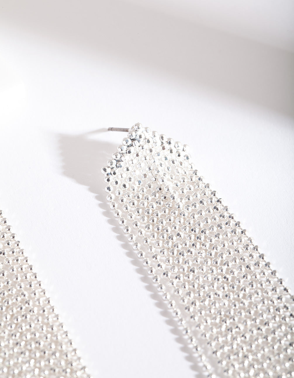 D&P SS BALL CHAIN TASSEL ER