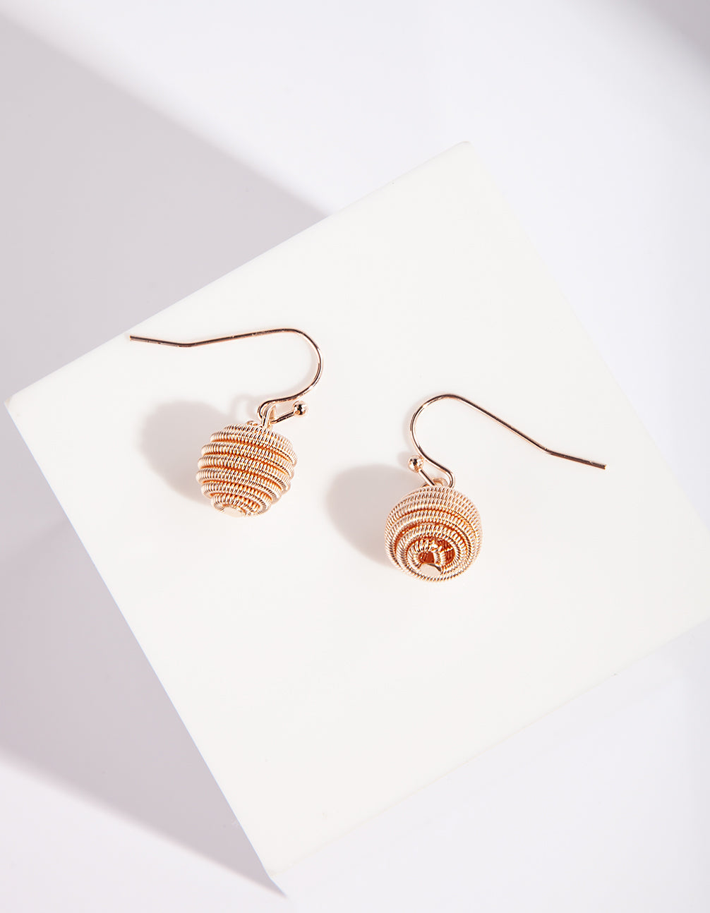MAR19 RG THREAD WRAP BEAD ER