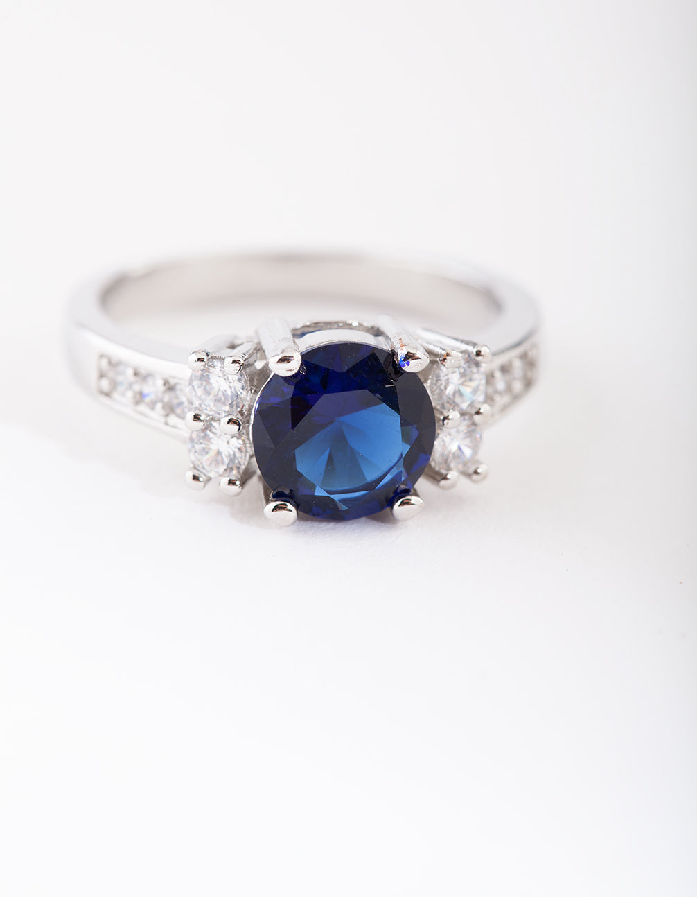 LOVL DS RH ROYAL ENGAGMENT RG