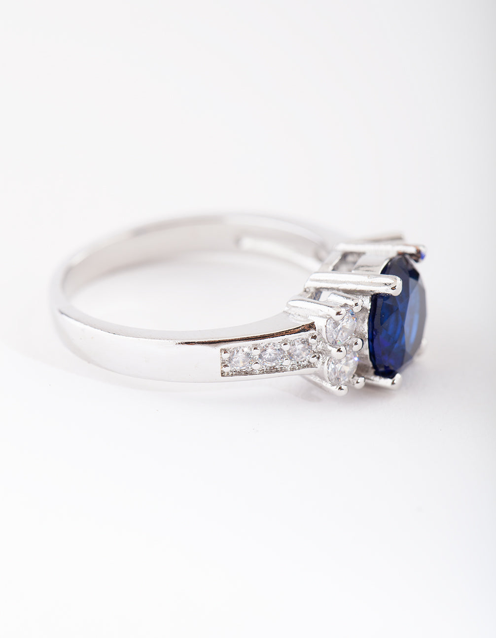 LOVL DS RH ROYAL ENGAGMENT RG