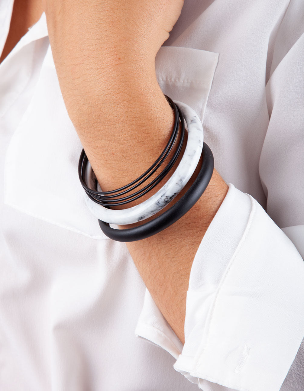 SVES SS ACRYLIC BANGLE PACK
