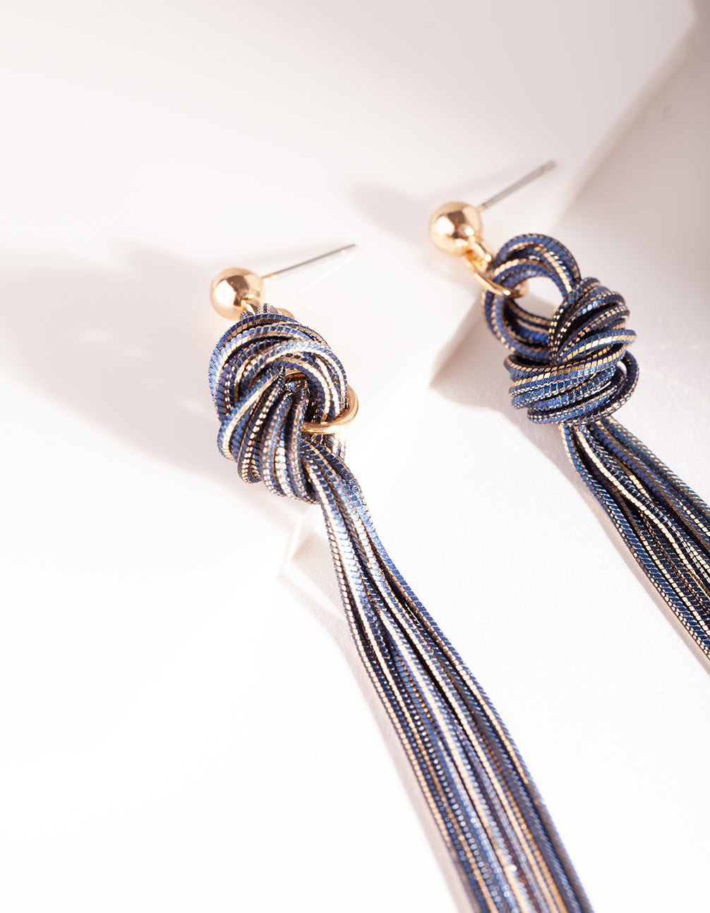 MIDN CUTCHAIN KNOT ER
